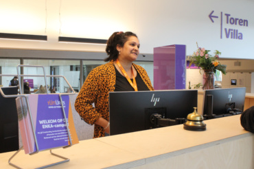 Sherryl noemt oude school monumentaal