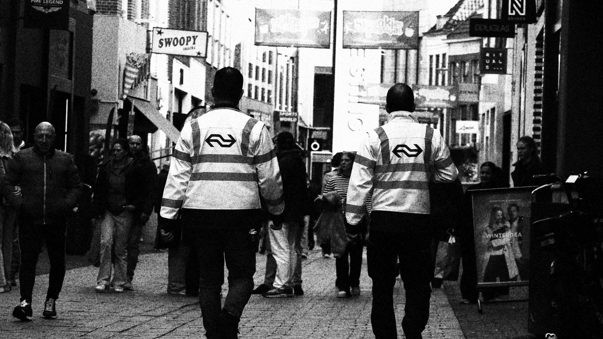 Stilte voor de storm: Arnhem